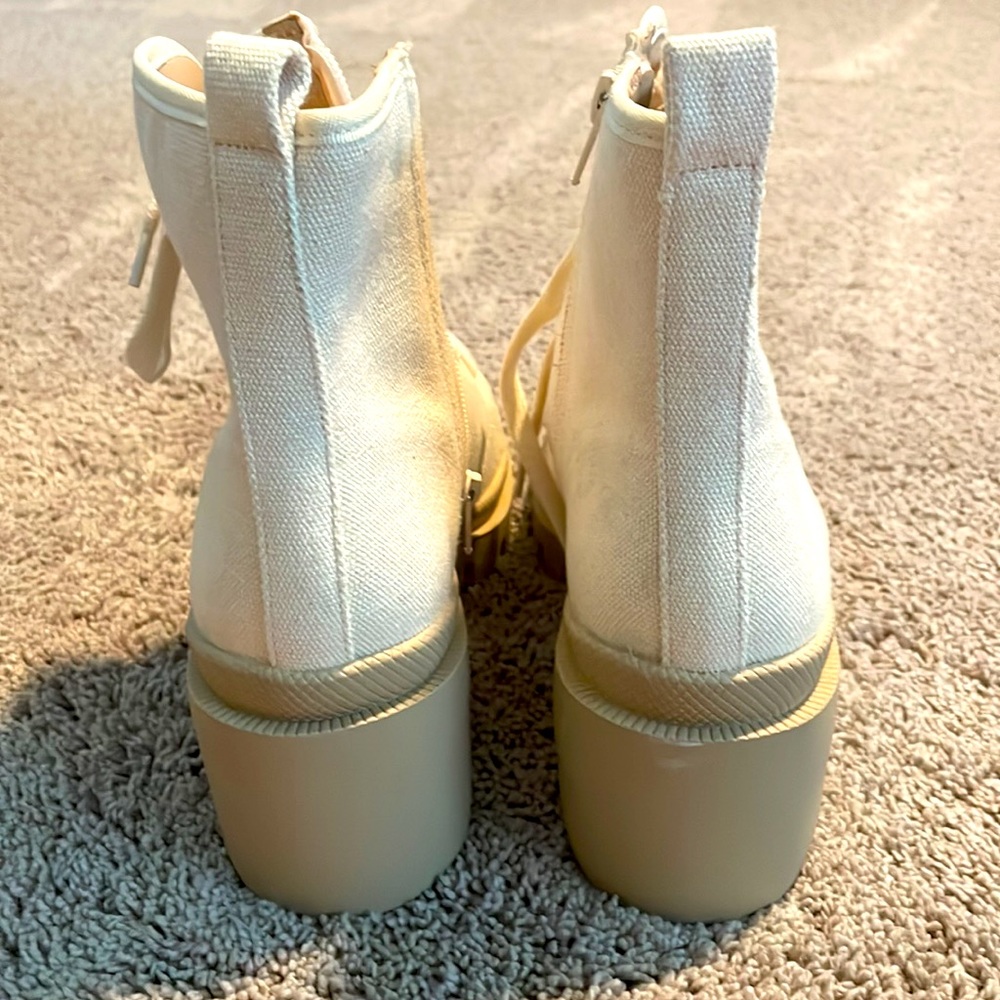 NWOT Anthropologie Canvas boots! Never worn! - Picture 3 of 5